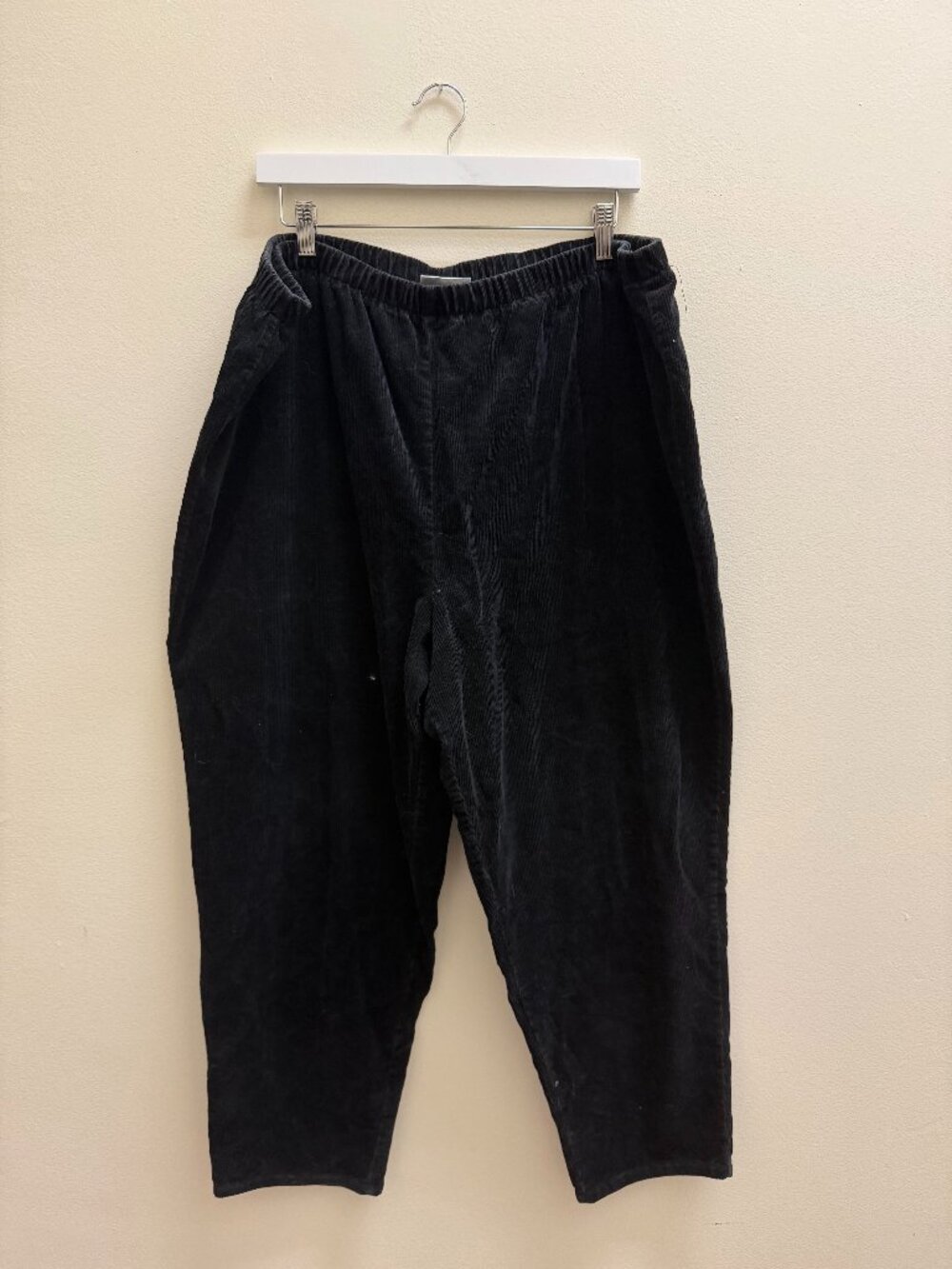 Fashion Bug Black Corduroy Pants 26/28W Plus Size Stretch Pull-On Vintage Y2K